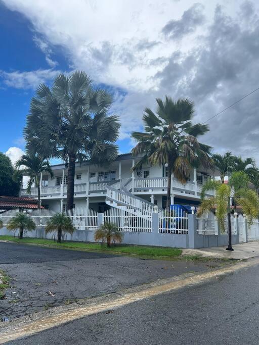 Mayaguez Spacious 3 Bedroom Villa エクステリア 写真